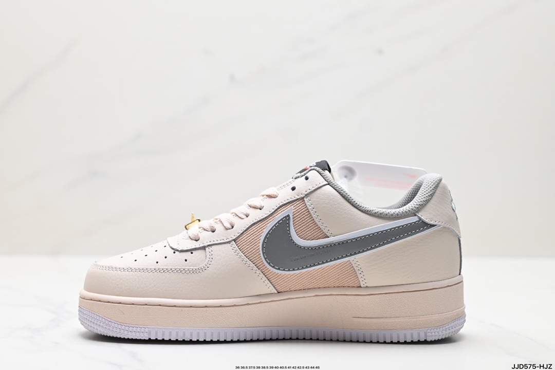 Nike Air Force 1 Shoes